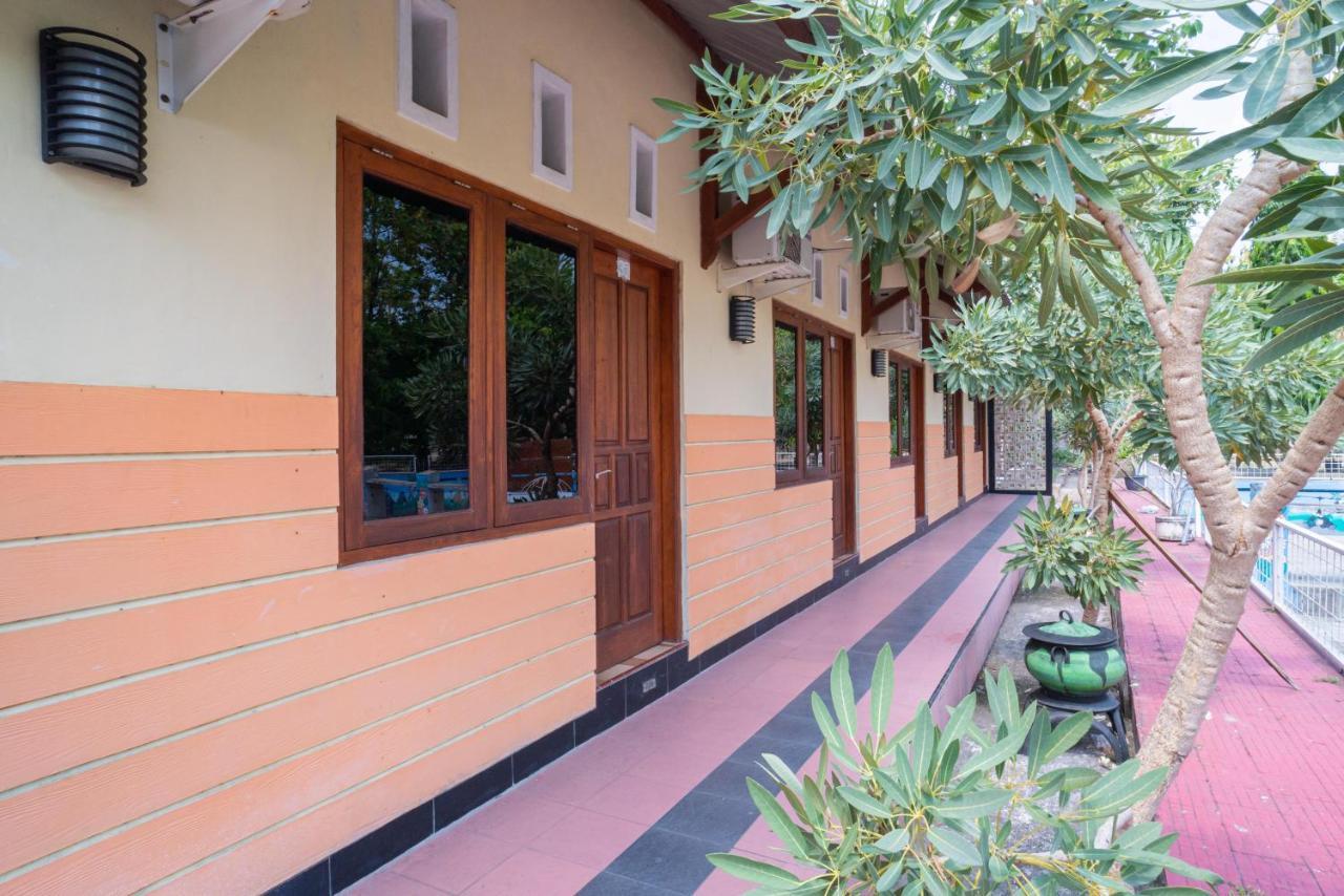 Reddoorz @ Panglima Sudirman Madiun Hotel Exterior foto